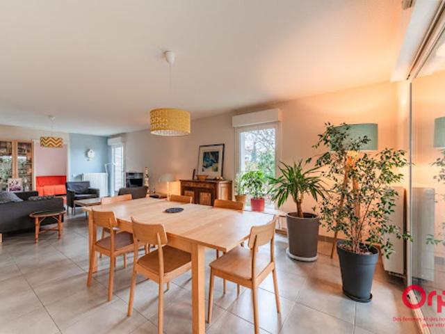 Vente Appartement 5 pièces 118 m2 Hoenheim