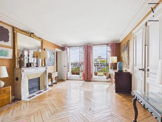 Vente Appartement 5 pièces 108.7 m2 Paris 3ème