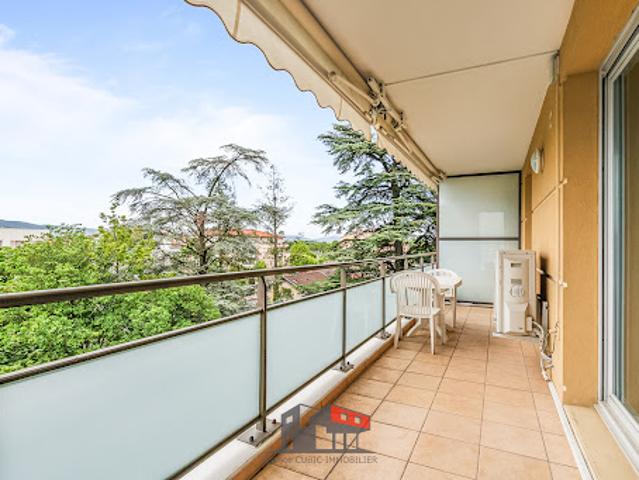 Vente Appartement 5 pièces 120.44 m2 Villefranche sur saone