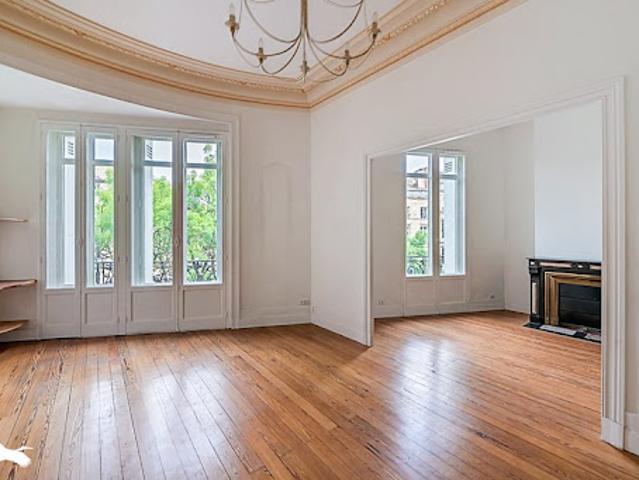 Vente Appartement 5 pièces 120 m2 Bordeaux