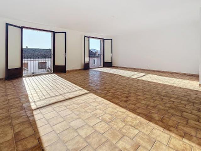 Vente Appartement 5 pièces 120 m2 La Crau