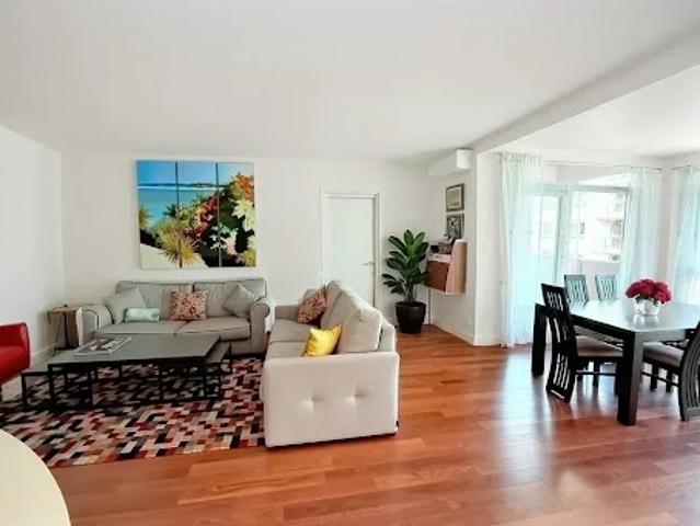 Vente Appartement 5 pièces 121 m2 Paris 16ème