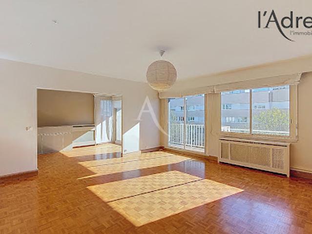 Vente Appartement 5 pièces 121 m2 Puteaux