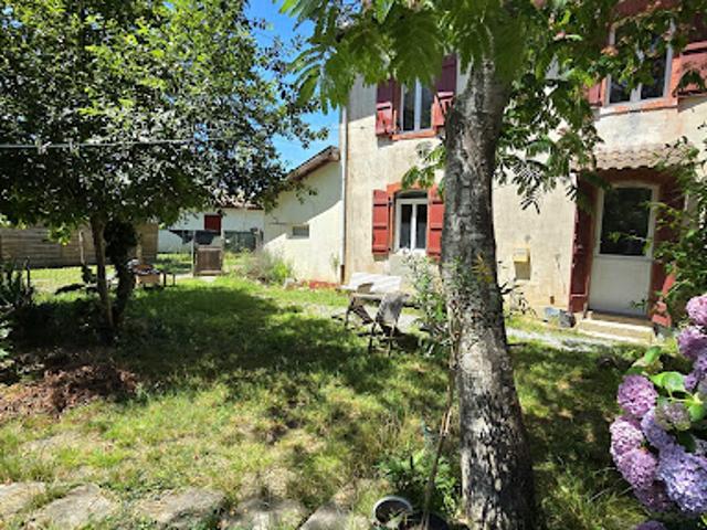 Vente Appartement 5 pièces 121 m2 Urcuit