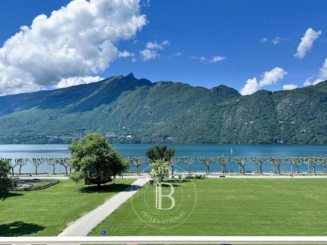 Vente Appartement 5 pièces 123.95 m2 Aix les Bains