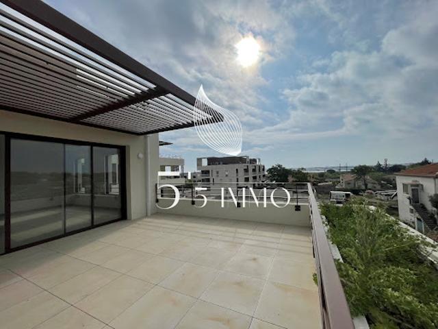 Vente Appartement 5 pièces 123 m2 Frontignan