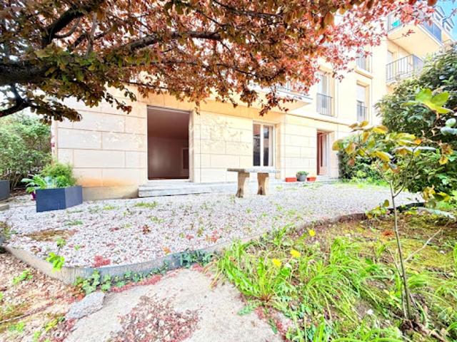 Vente Appartement 5 pièces 123 m2 Versailles