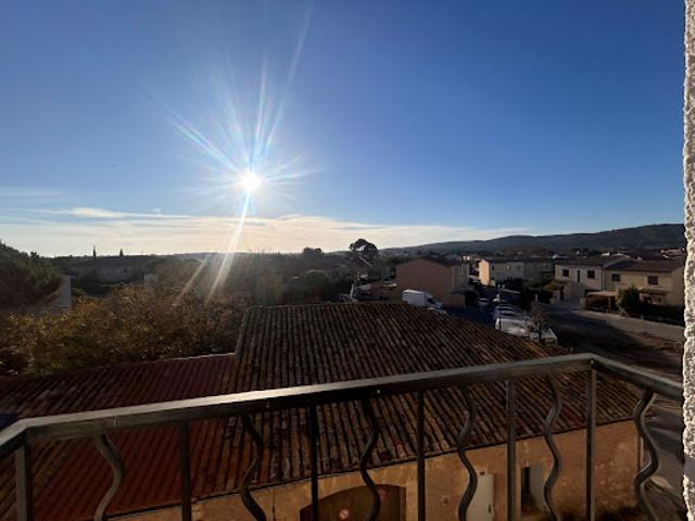Vente Appartement 5 pièces 124 m2 Poussan