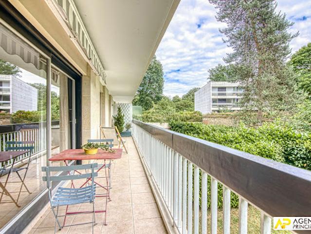 Vente Appartement 5 pièces 125 m2 Versailles