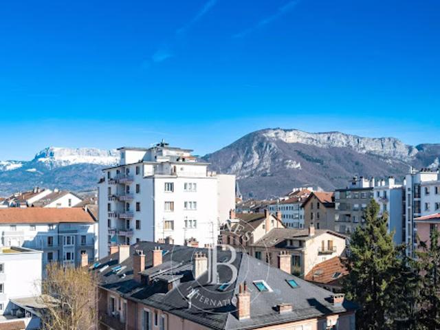 Vente Appartement 5 pièces 126 m2 Annecy