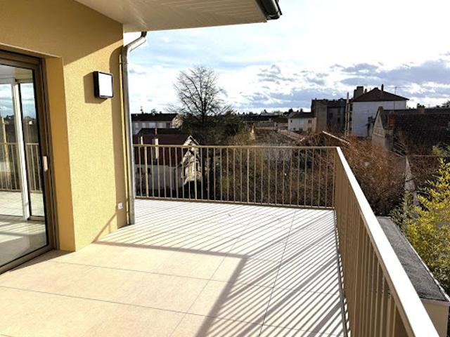 Vente Appartement 5 pièces 126 m2 Montbrison