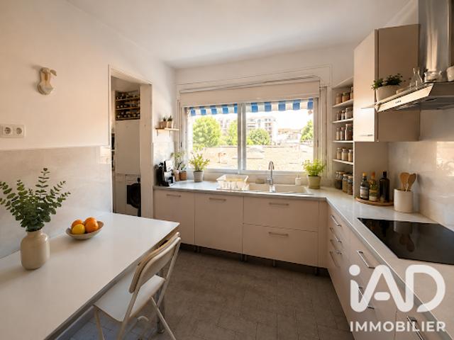 Vente Appartement 5 pièces 126 m2 Marseille 8ème
