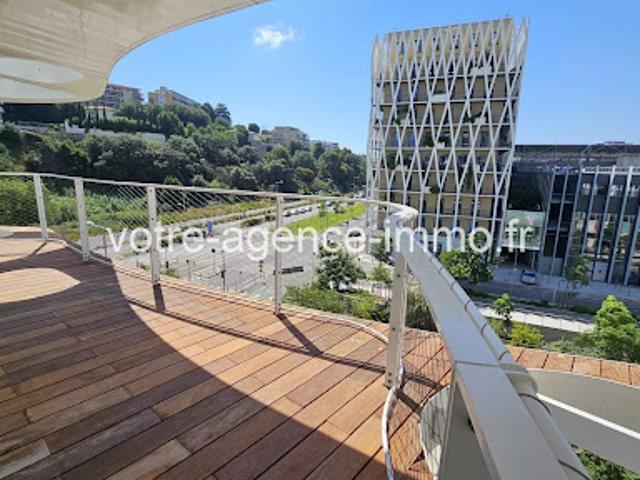 Vente Appartement 5 pièces 126 m2 Nice