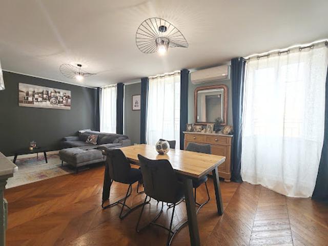 Vente Appartement 5 pièces 127 m2 Bastia