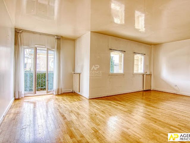 Vente Appartement 5 pièces 127 m2 Versailles