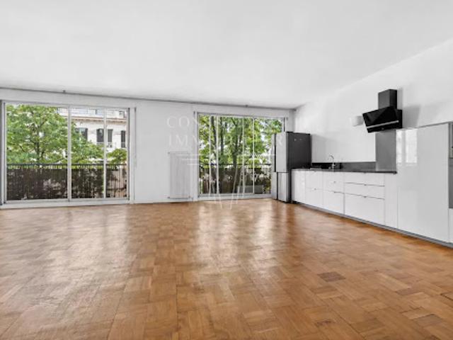 Vente Appartement 5 pièces 128.27 m2 Paris 16ème