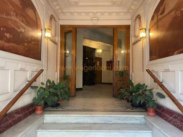 Vente Appartement 5 pièces 128.67 m2 Nice