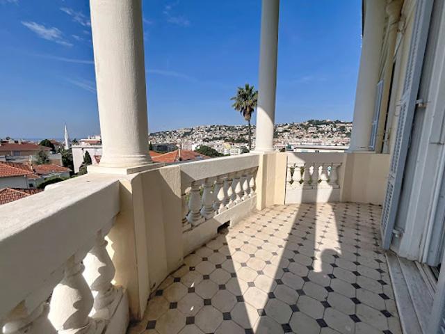 Vente Appartement 5 pièces 128 m2 Nice