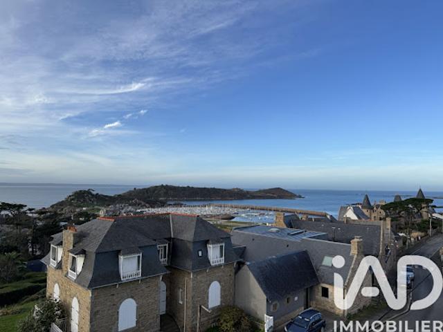 Vente Appartement 6 pièces 130 m2 Trebeurden