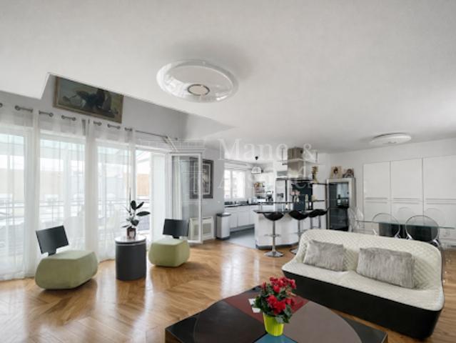 Vente Appartement 5 pièces 131.31 m2 Courbevoie