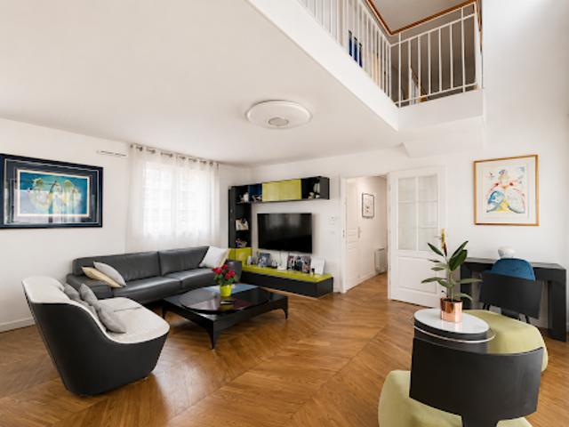 Vente Appartement 5 pièces 131.31 m2 Courbevoie
