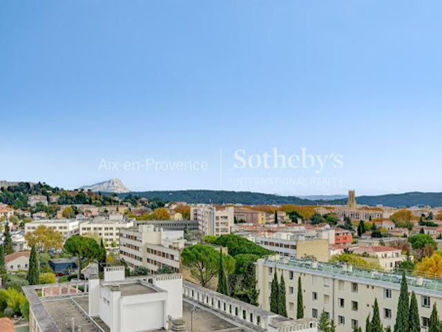 Vente Appartement 5 pièces 131 m2 Aix en Provence