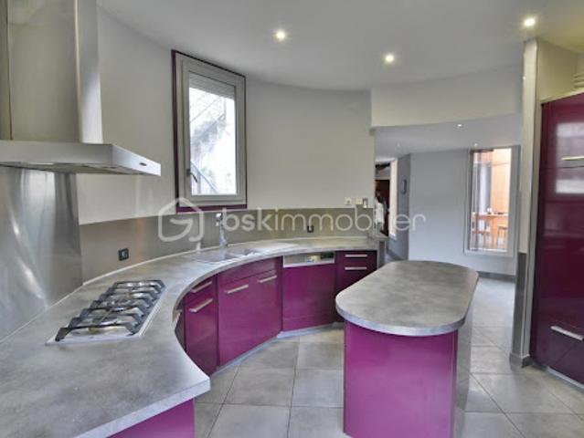 Vente Appartement 5 pièces 134.81 m2 Saint martin d'heres