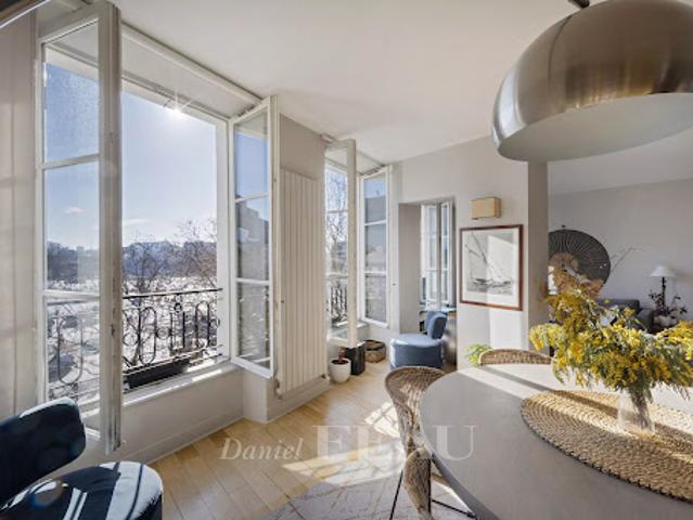 Vente Appartement 5 pièces 135.1 m2 Paris 11ème