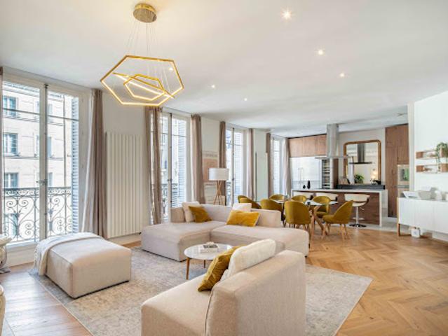 Vente Appartement 5 pièces 135.1 m2 Paris 1er