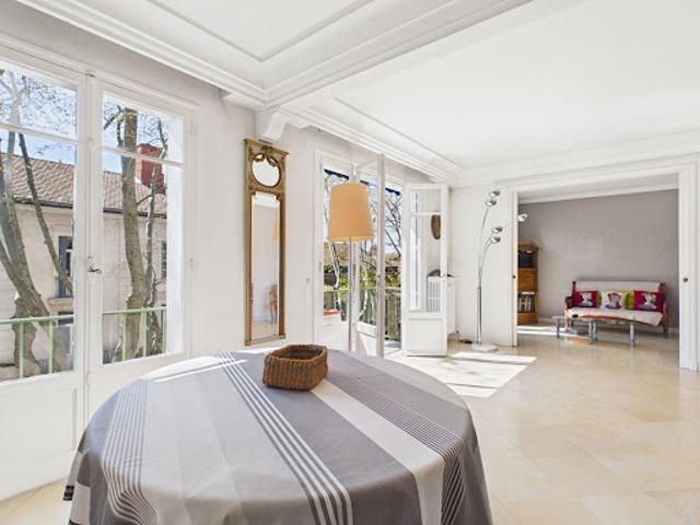 Vente Appartement 5 pièces 136.04 m2 Avignon