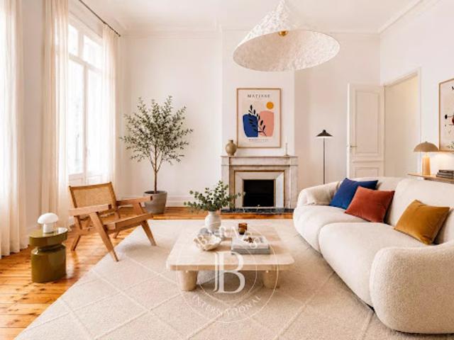 Vente Appartement 5 pièces 136 m2 Bordeaux