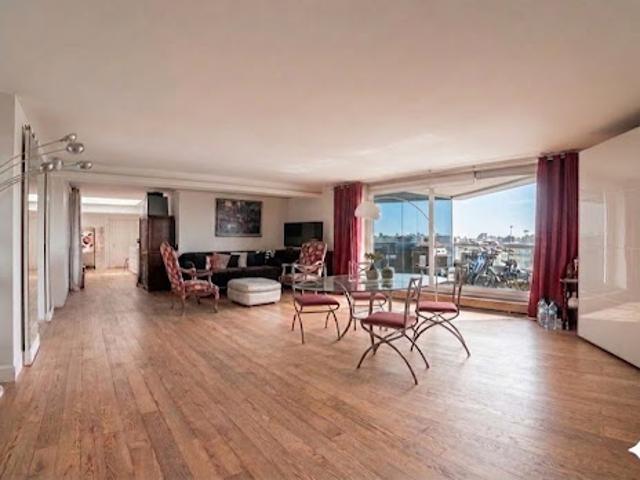 Vente Appartement 5 pièces 138.59 m2 Puteaux