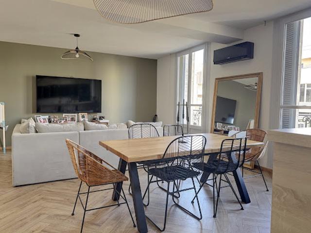 Vente Appartement 5 pièces 138 m2 Beziers