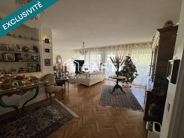 Vente Appartement 5 pièces 138 m2 Marseille 8ème