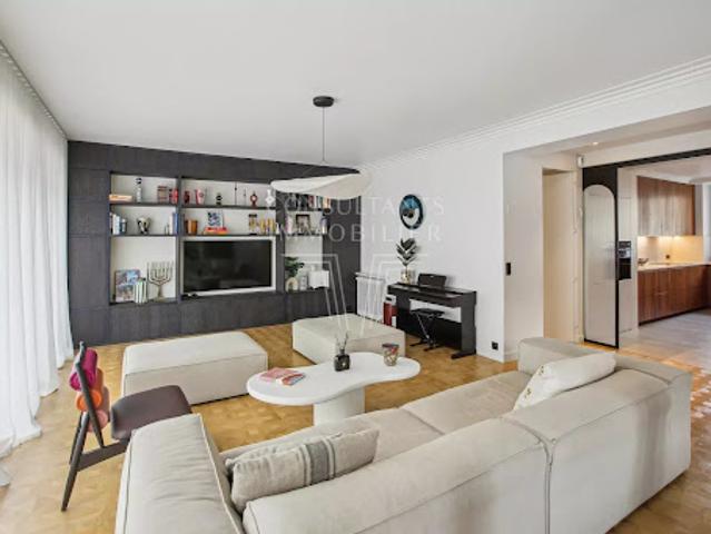 Vente Appartement 5 pièces 138 m2 Paris 16ème