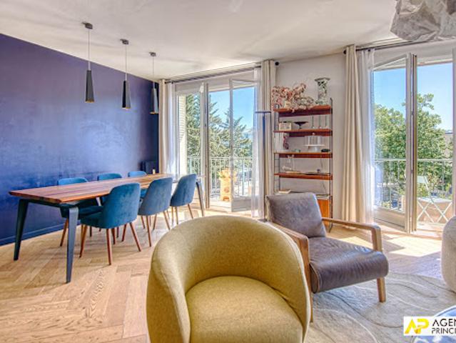 Vente Appartement 5 pièces 138 m2 Versailles
