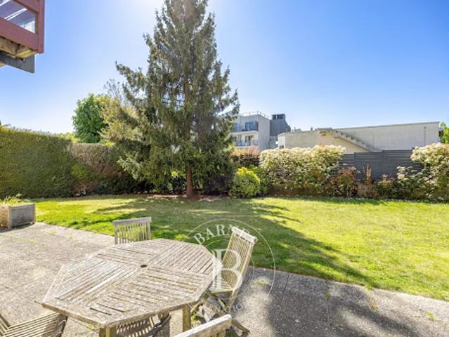Vente Appartement 5 pièces 139.5 m2 Saint Cloud