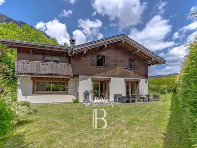Vente Chalet 5 pièces 141.24 m2 Chamonix Mont Blanc