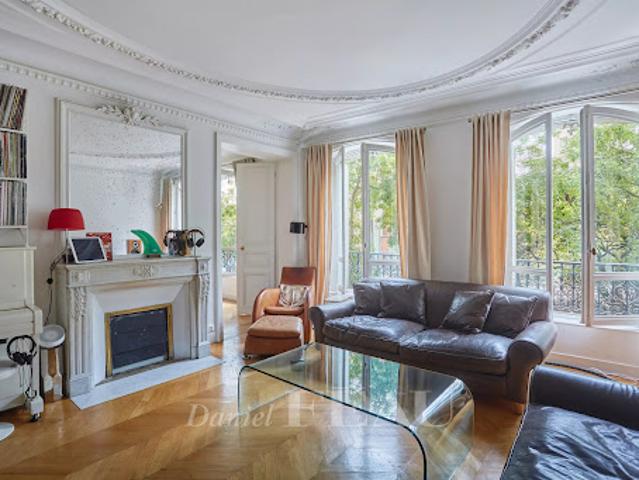 Vente Appartement 5 pièces 141.57 m2 Paris 17ème
