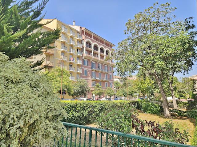 Vente Appartement 5 pièces 141 m2 Ajaccio