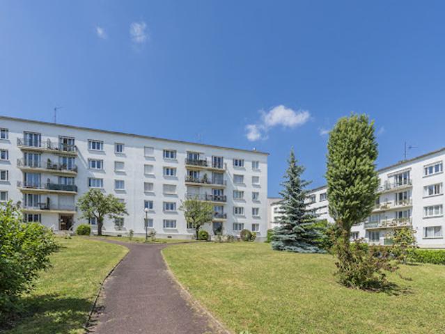 Vente Appartement 5 pièces 141 m2 Garches