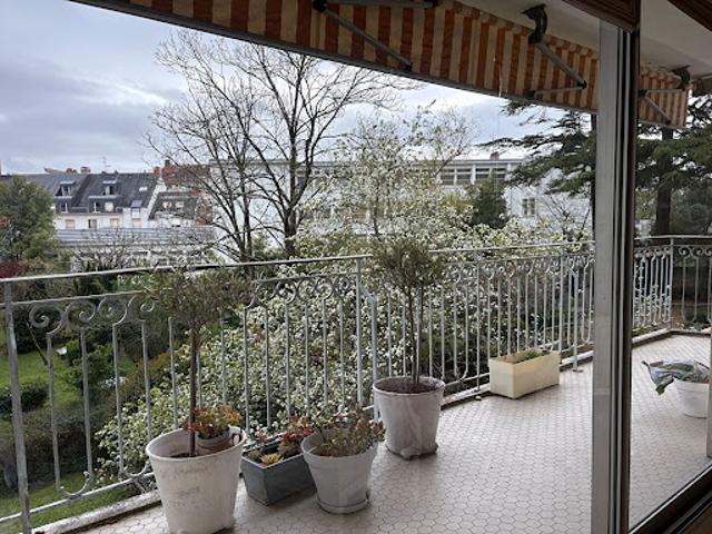 Vente Appartement 5 pièces 142.1 m2 Nantes