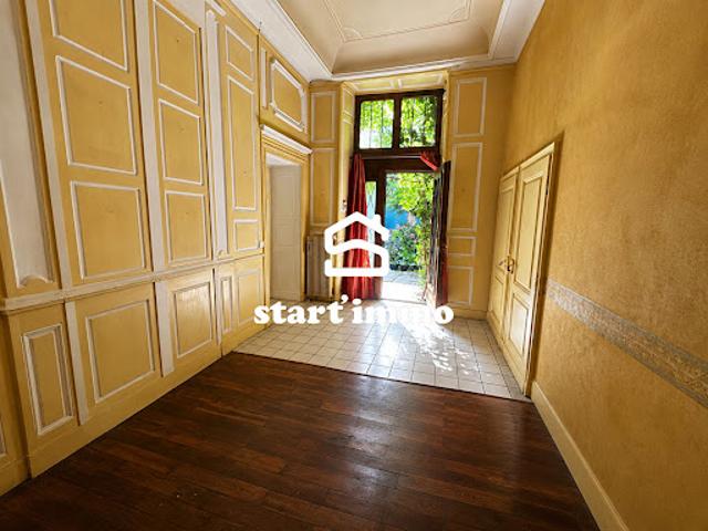 Vente Appartement 5 pièces 142 m2 Besançon