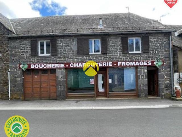Vente Appartement 5 pièces 142 m2 Pierrefort