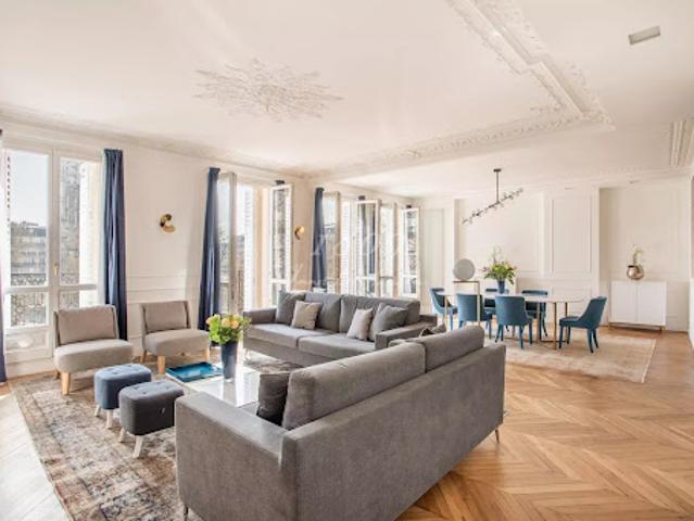 Vente Appartement 5 pièces 143.16 m2 Paris 1er