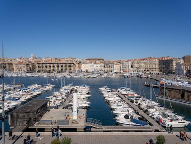 Vente Appartement 5 pièces 143 m2 Marseille 1er