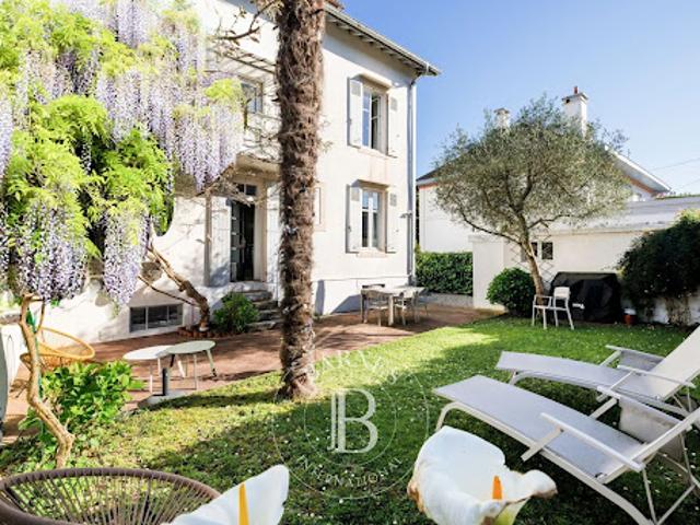 Vente Appartement 5 pièces 144 m2 Bayonne