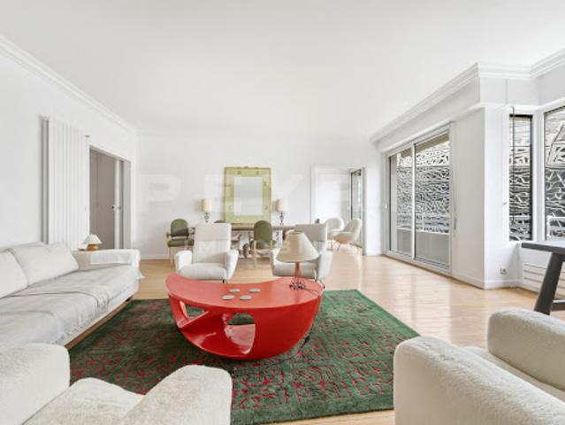 Vente Appartement 5 pièces 144 m2 Paris 16ème