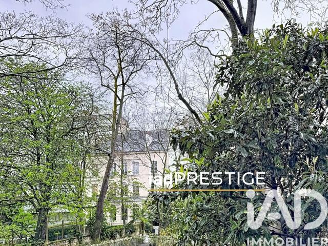 Vente Appartement 5 pièces 144m² Paris 8ème