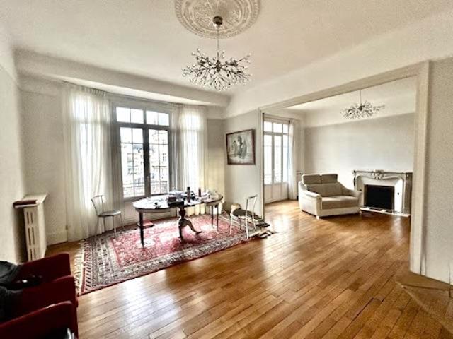 Vente Appartement 5 pièces 146.46 m2 Tours